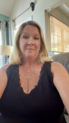 Anita Oakes