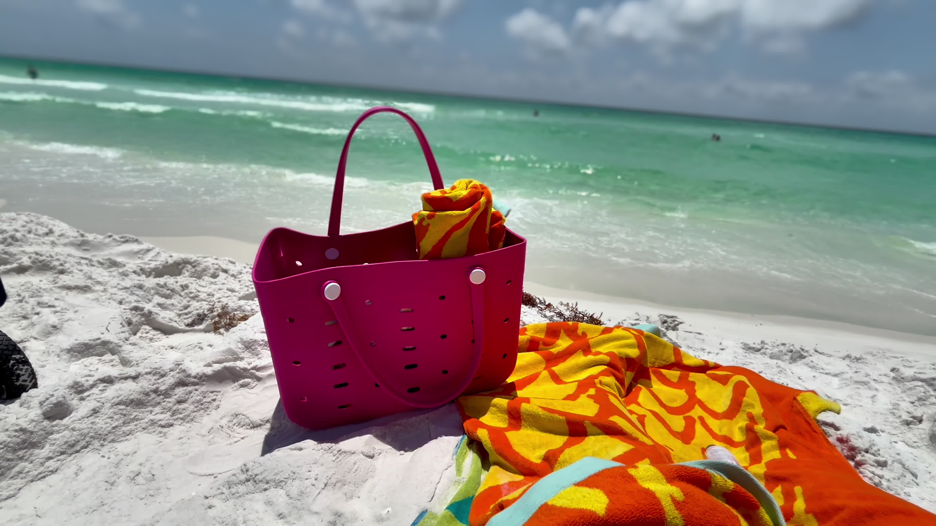 68eab22c5f966_Beach_Bag.mp4